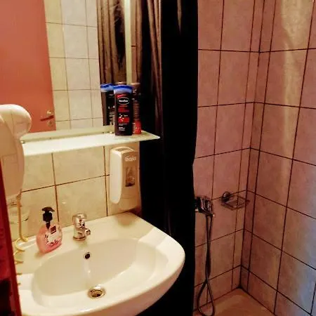 Caza Latina Hriszí Aktí Haniá